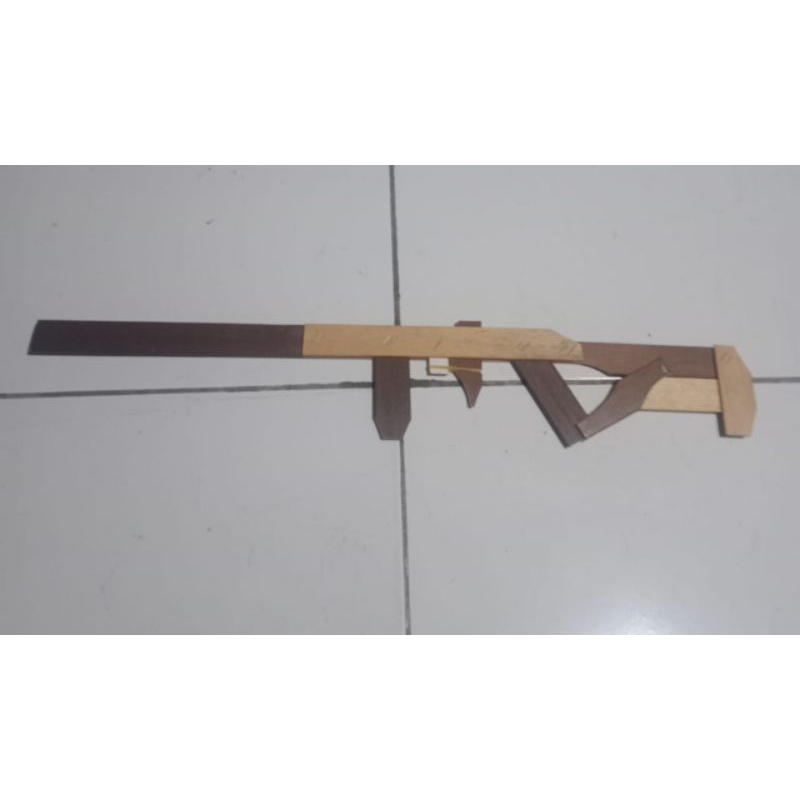 mainan tembakan kayu AWM