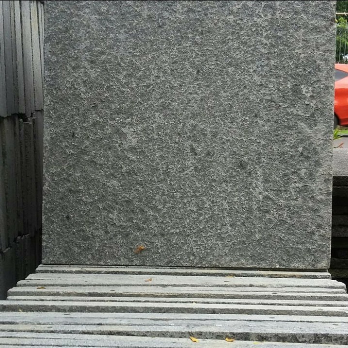 batu andesit 40x40 n 20x40