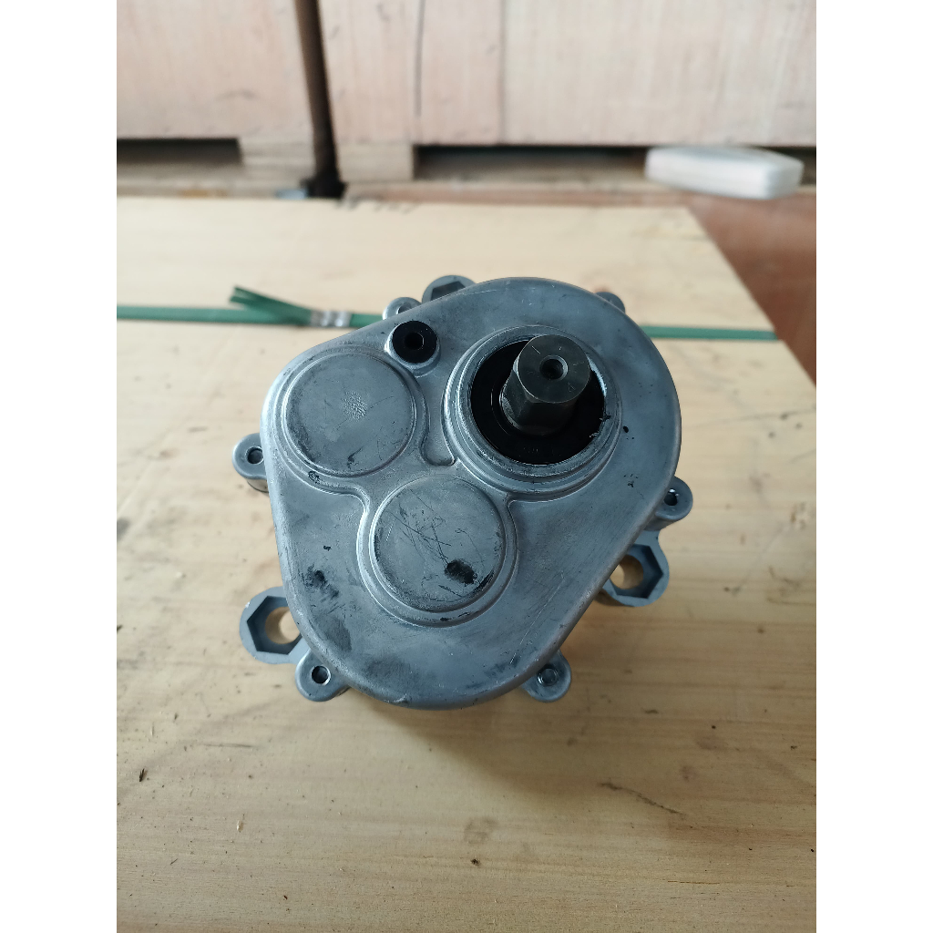 WEEDER GEAR – Gearbox untuk Double Wheel Weeder / Mesin Dangir tipe WD28 dan WD38