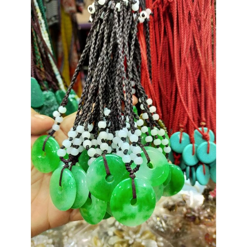 kalung giok tali