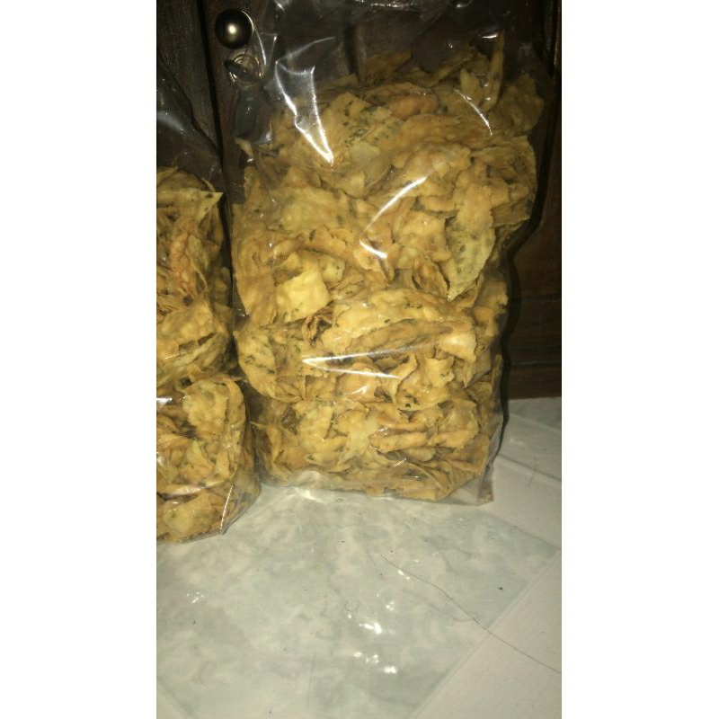 

pangsit goreng renyang