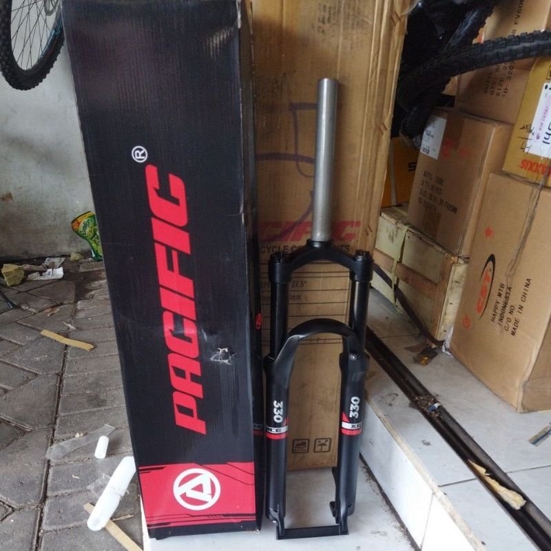 Fork 26 Xrace 330 Pacific Lock Travel 120