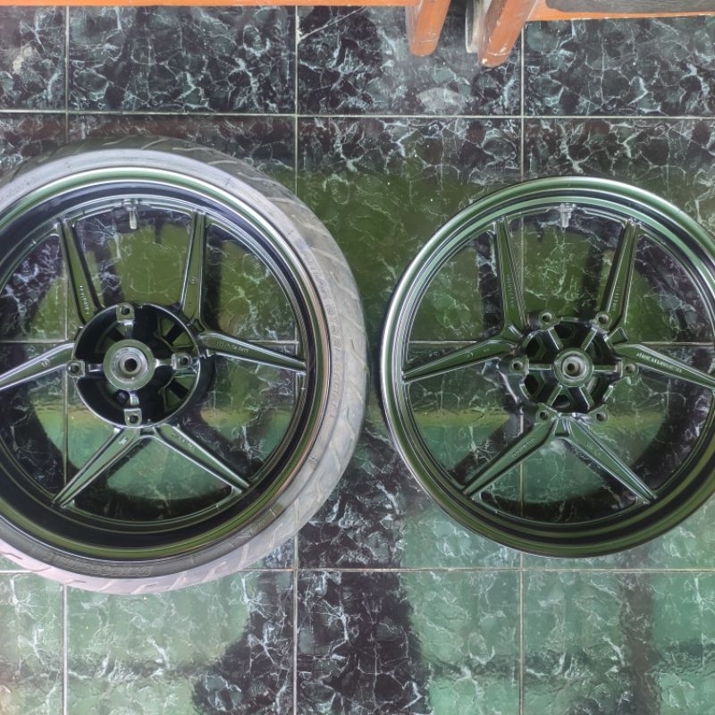 VELG CHEMCO CB150 MEGAPRO MONO DOUBLE DISC DEPAN TAPAK LEBAR