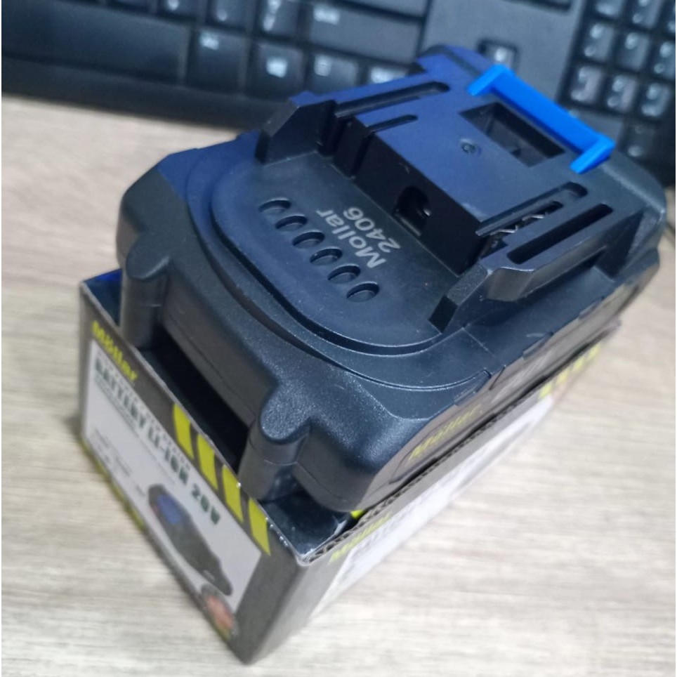 MOLLAR BATERAI 20V 2AH UNIVERSAL LXT socket good quality mollar brand