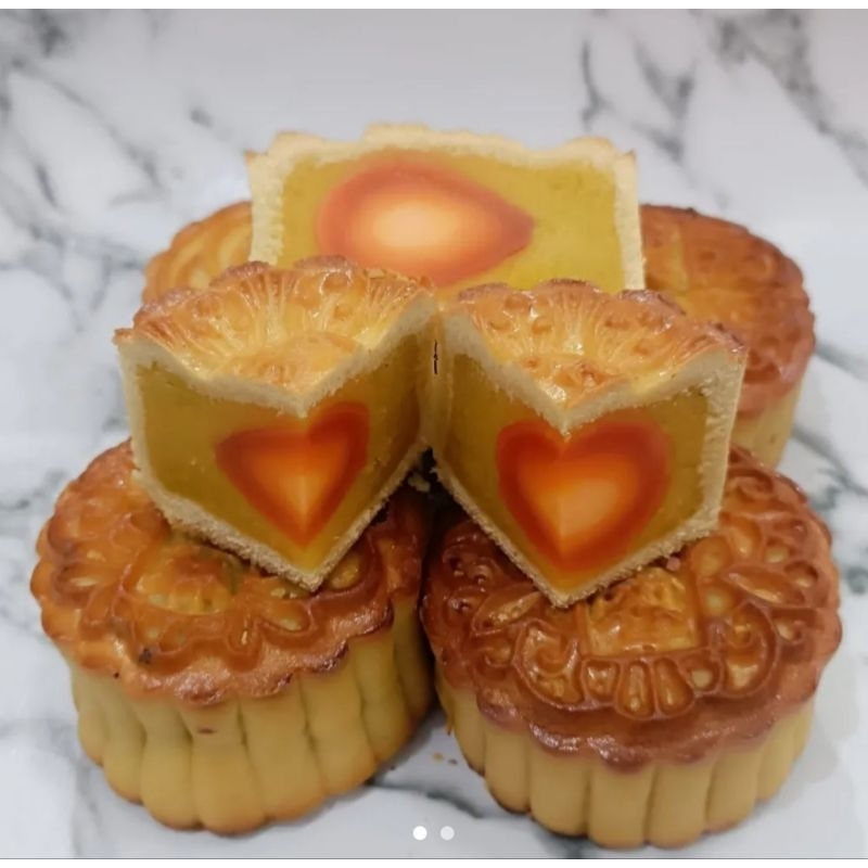 

Mooncake Durian Telor Halal