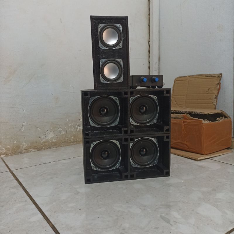 satu set miniatur sound system siap bunyi