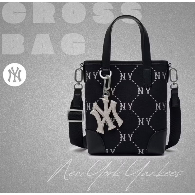 Dia Monogram Jacquard Mini Cross Bag - NY Yankees Black