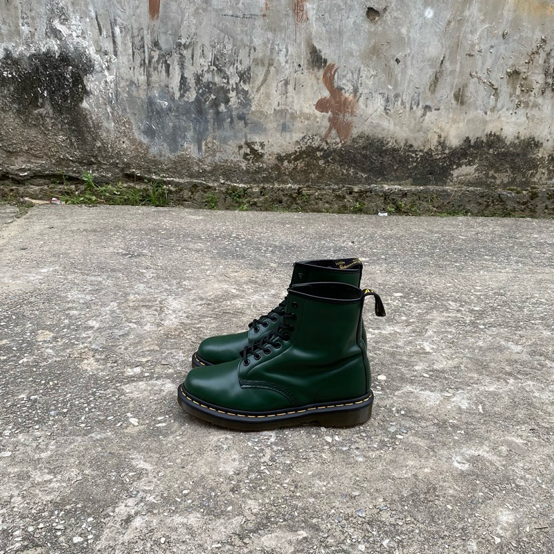 Dr Martens 1460 Green Smooth.