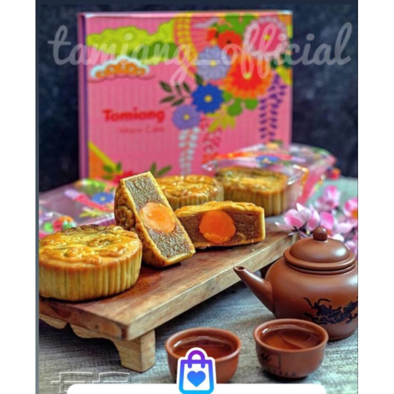 

Tamiang MoonCake 1 kotak isi 4pcs HARGA SUDAH DISKON DARI LIST
