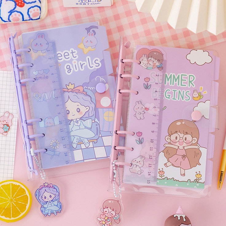 

Buku binder A6 isi kertas 1 lembar Korean cute girl PVC clear cover 6 ring Buku catatan isi ulang looseleaf Binder bahan cover silikon transparan Jurnal wisatawan DIY scrapbook Daily planner Spiral Notebook Aesthetic Lucu Unik Murah Alat tulis anak QFK