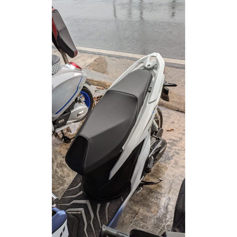 fullset jok custom busa latex Vario 125/150new tinggal pasang bahan mbtech Carrera