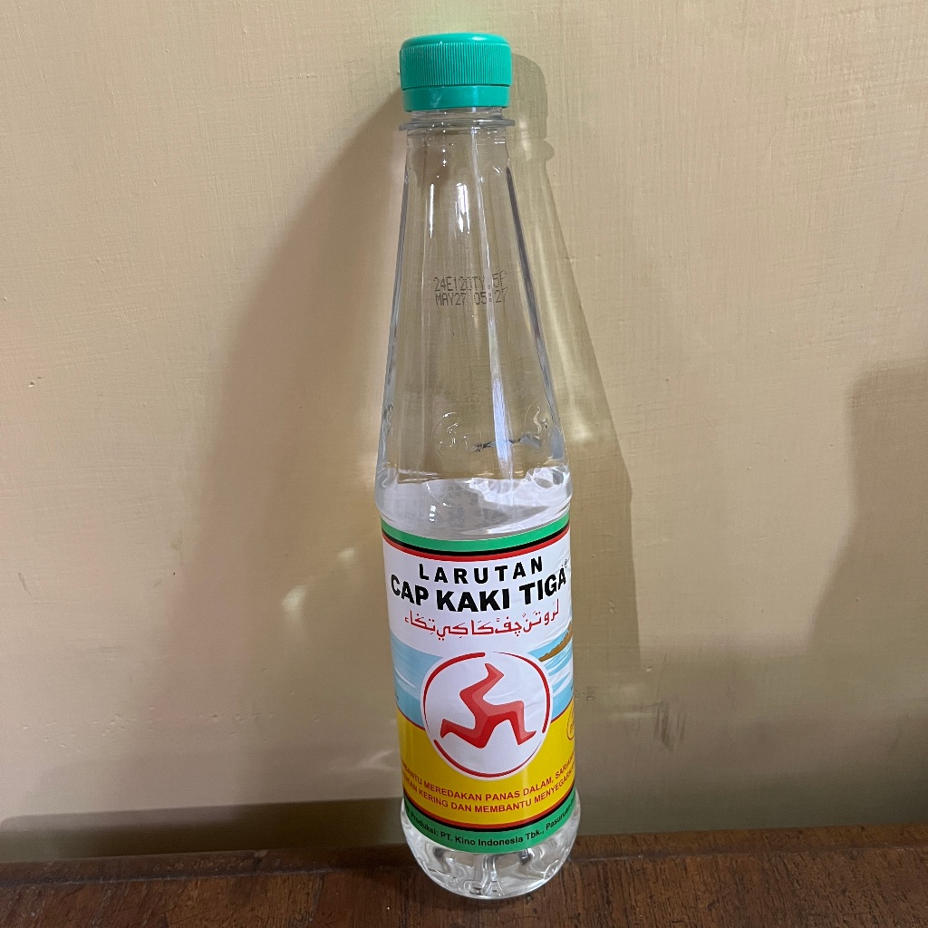 

Larutan Cap Kaki Tiga Botol 500 ml isi 6 botol
