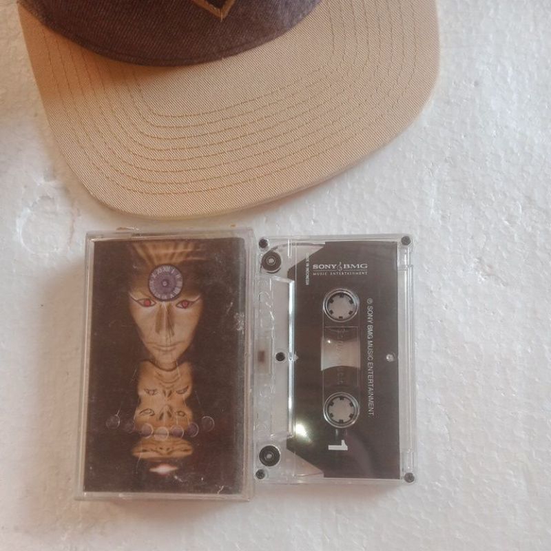 SYSTEM OF A DOWN kaset pita album MEZMERIZE SECOND ORIGINAL