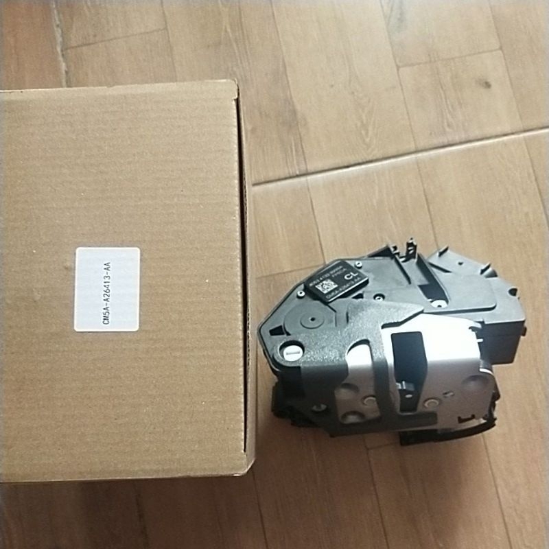 door lock pintu belakang kiri ford fiesta ford ecosport focus