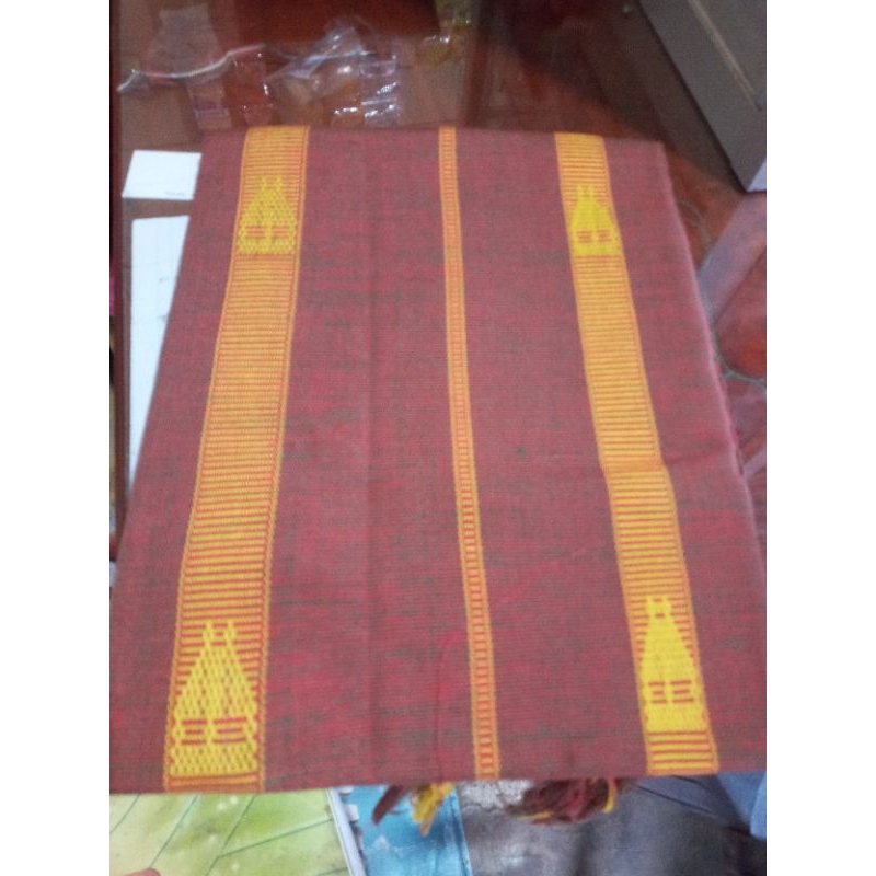 Kain  motif Tenunan Sumba