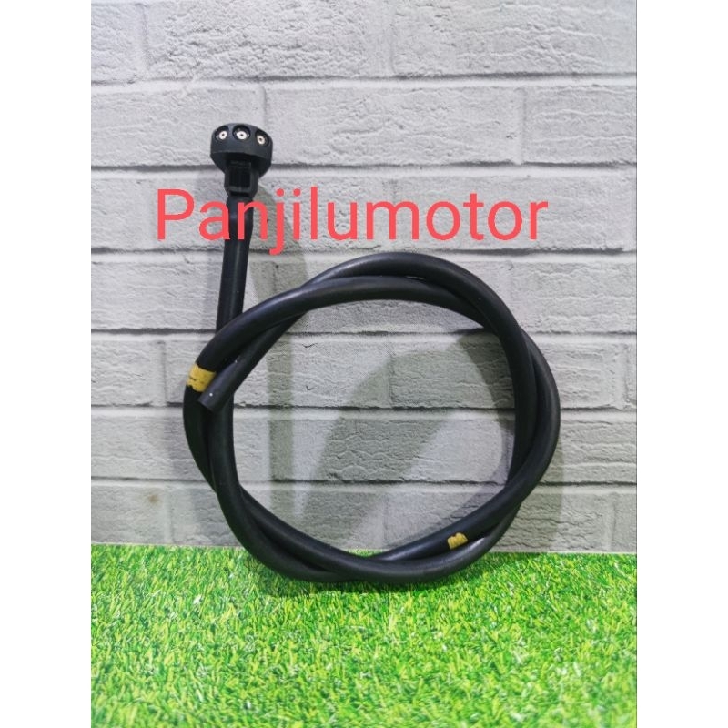 Nozzle air wiper nosel air wiper honda brio mata 3 + selang (original)