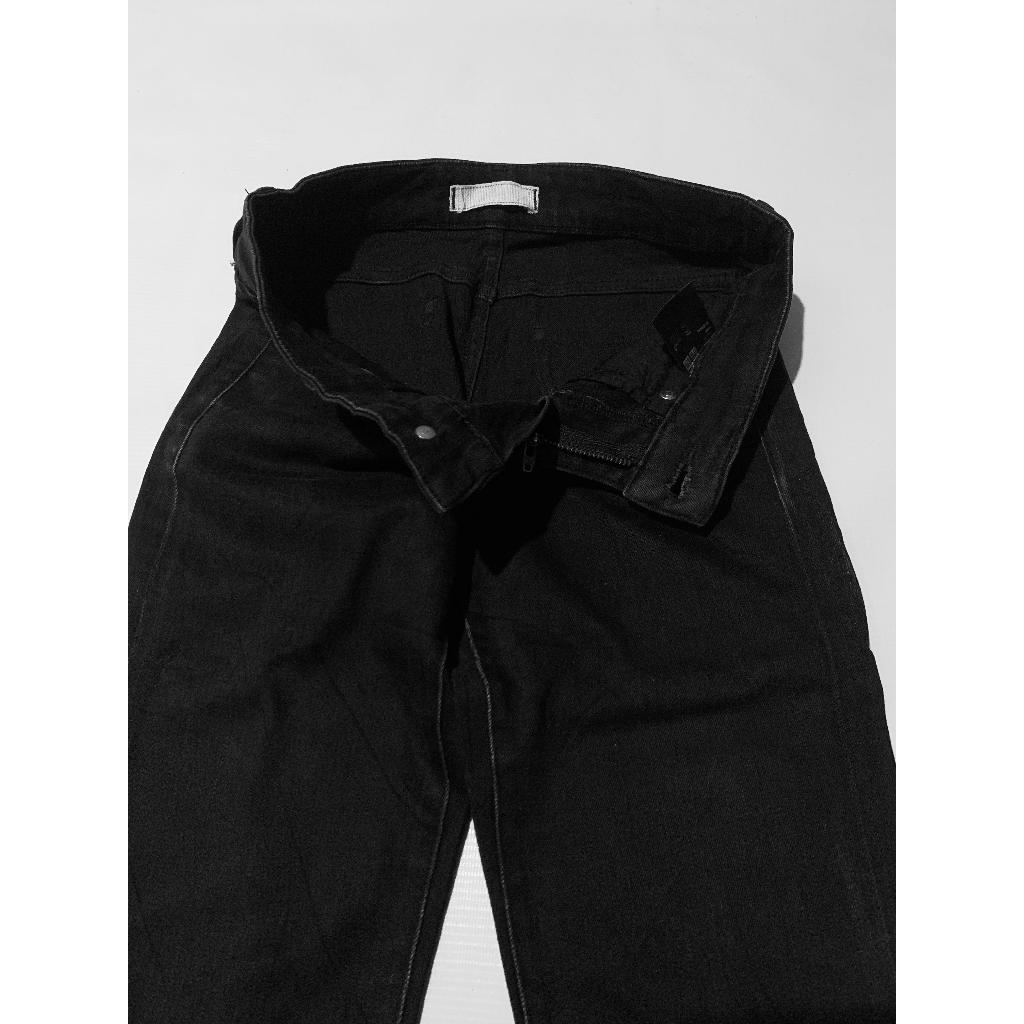 Jeans Second Uniqlo Original Stretch Hitam Size 28