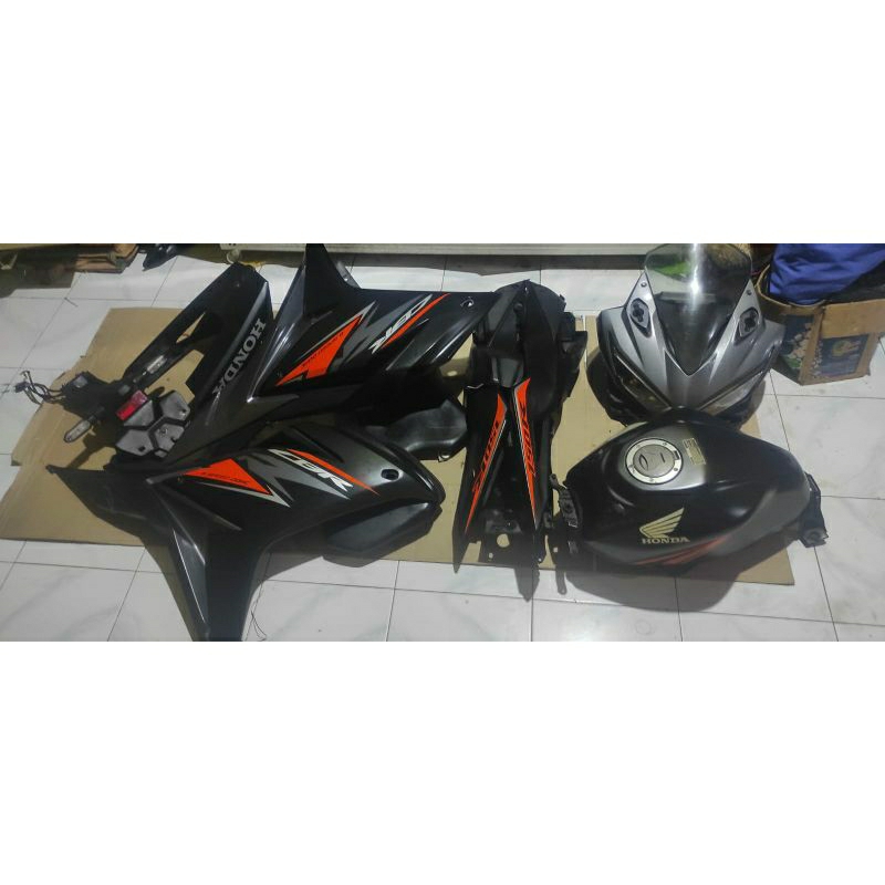 Body Full Set New CBR 150 R Facelift Bodi full set new CBR150R Led K45G Facelift Original