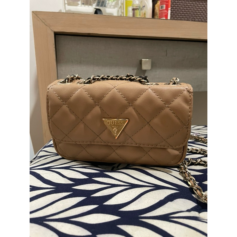 preloved tas guess mini