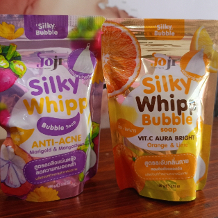 joji silky whipp bubble soap