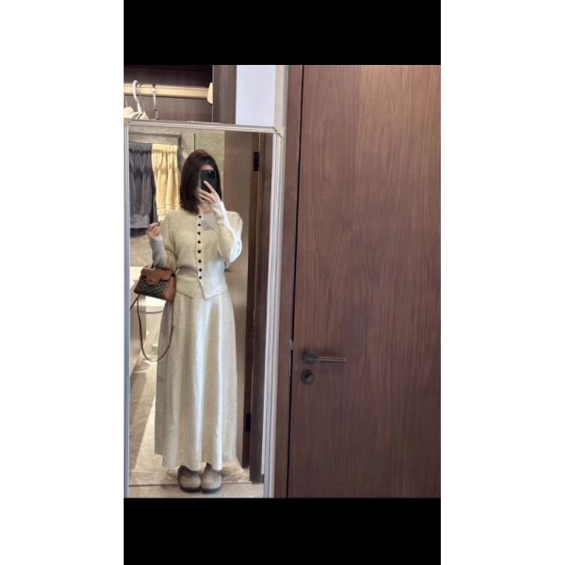 Baju setelan oneset satu set atasan blouse sweater dan rok panjang musim dingin winter autumn korea 