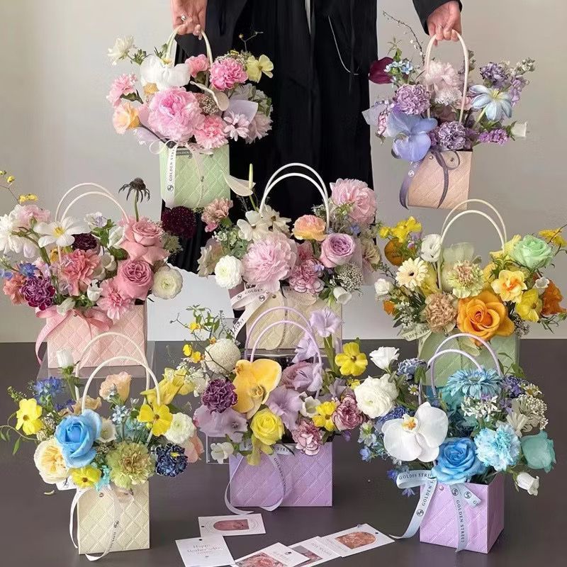 

Flower Packing Paper Bag Trape Emboss Bloom Box Bouquet Handbag Gift Tas Bunga Kertas