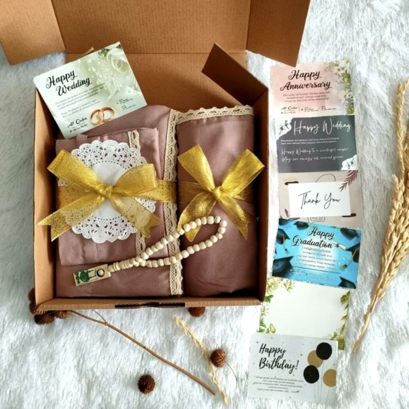 GIFT BOX HAMPERS PREMIUM MUKENA WANITA KATUN DEWASA MUSLIMAH ALAT SHOLAT PEREMPUAN HADIAH KADO WEDDI
