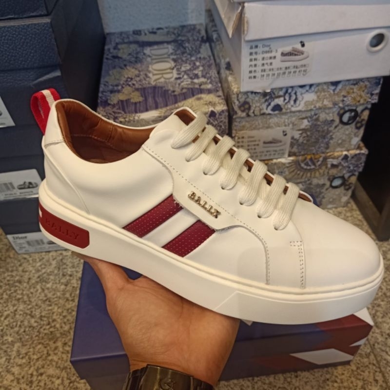 sepatu sneaker Bally white sepatu pria import