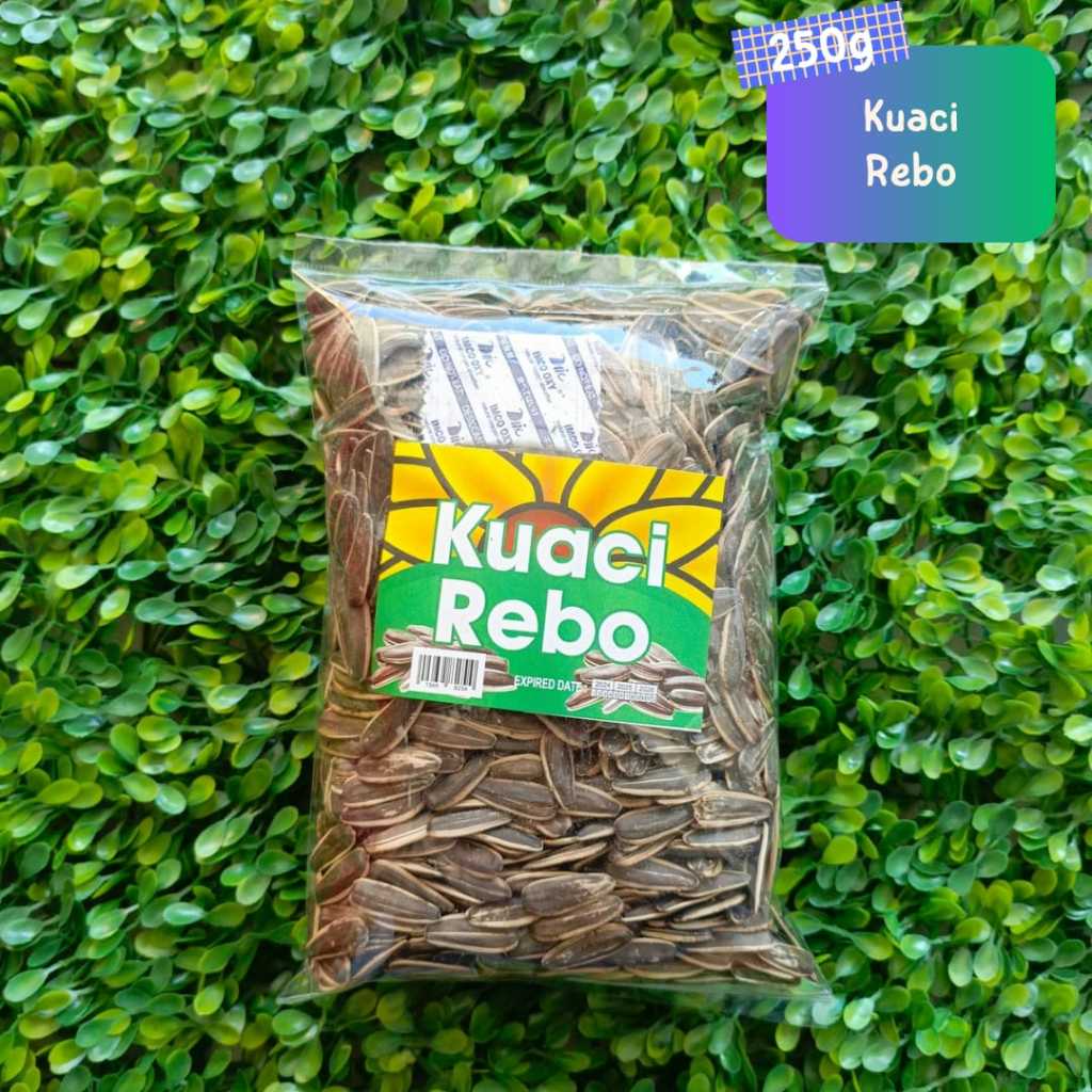 

Kuaci Rebo isi 250 gr - Jajan Kiloan/Oleh-Oleh Khas Semarang