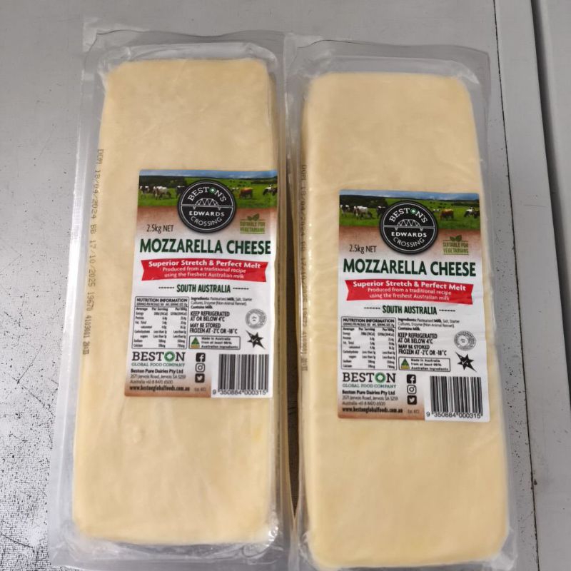 

Bakaranandia - Keju Mozzarella Import Terbaik Mulur Panjang Halal Beston