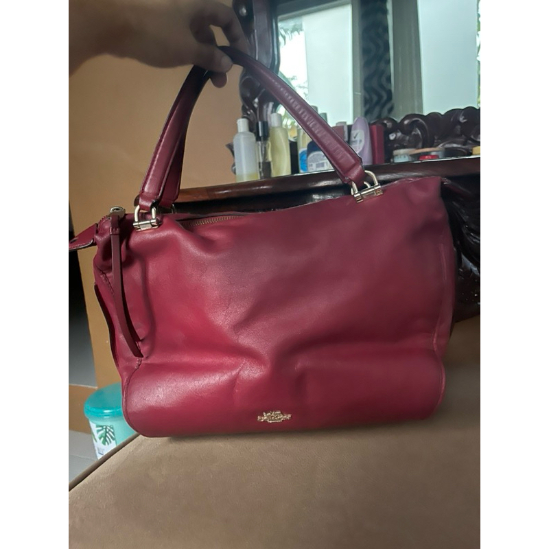 Tas kulit coach