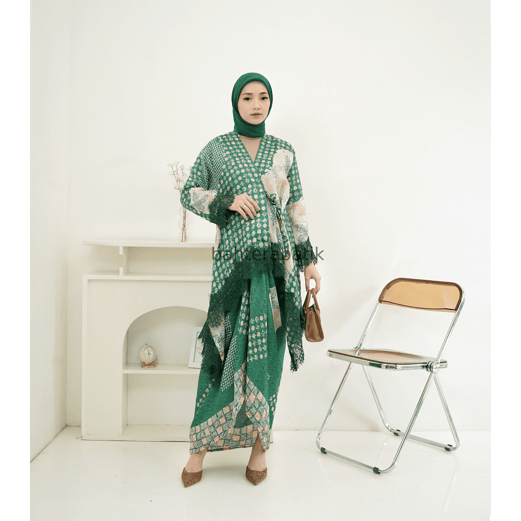 BAHTERA Batik - Set Batik Viscose Kimono Pesta Kondangan Wanita