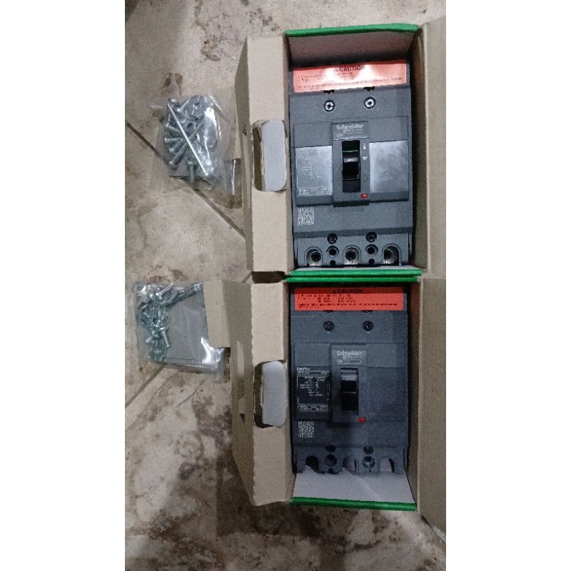 MCCB Schneider 3P EZC100B3025 EZC100B3030