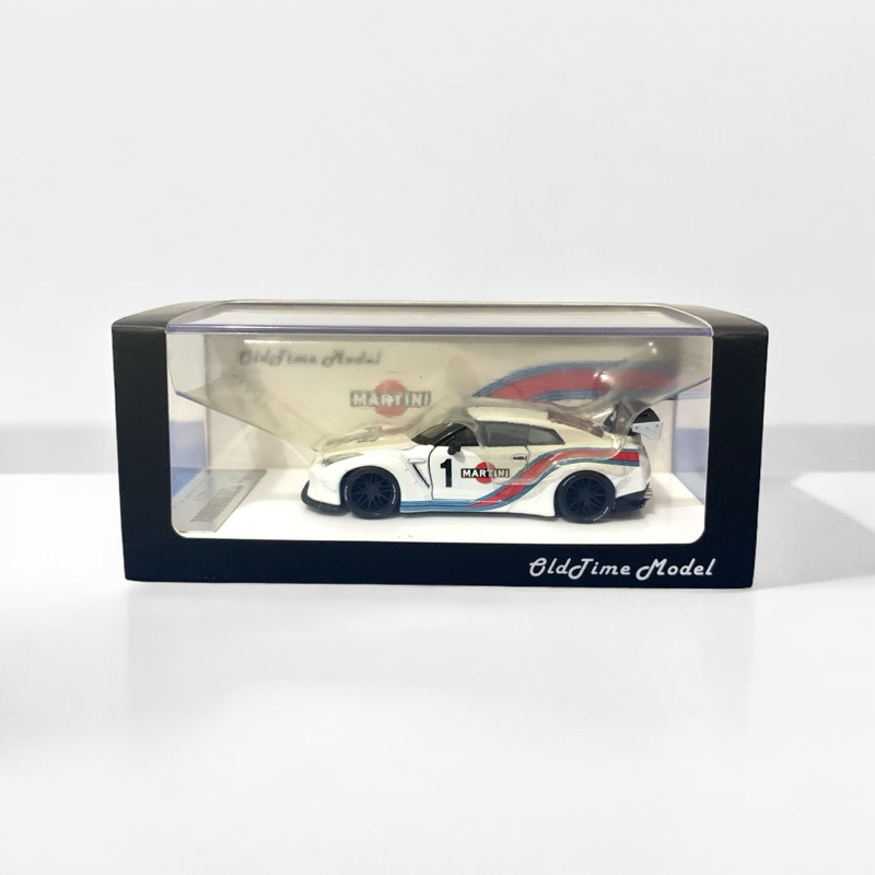 OldTime Model 1:64 GT-R R35 Martini ( FULL OPEN PART ) - resin