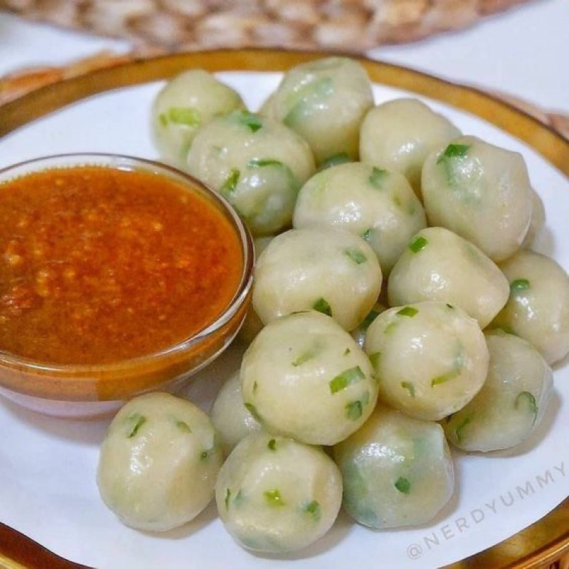 

Cilok Isi Abon Sapi Premium 12 Pcs - Camilan Kenyal Gurih dengan Isian Lezat, Cocok untuk Keluarga!