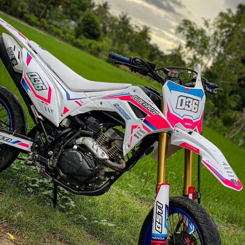 021DECAL - DECAL HONDA DECAL CRF PUTIH PINK STYLISH