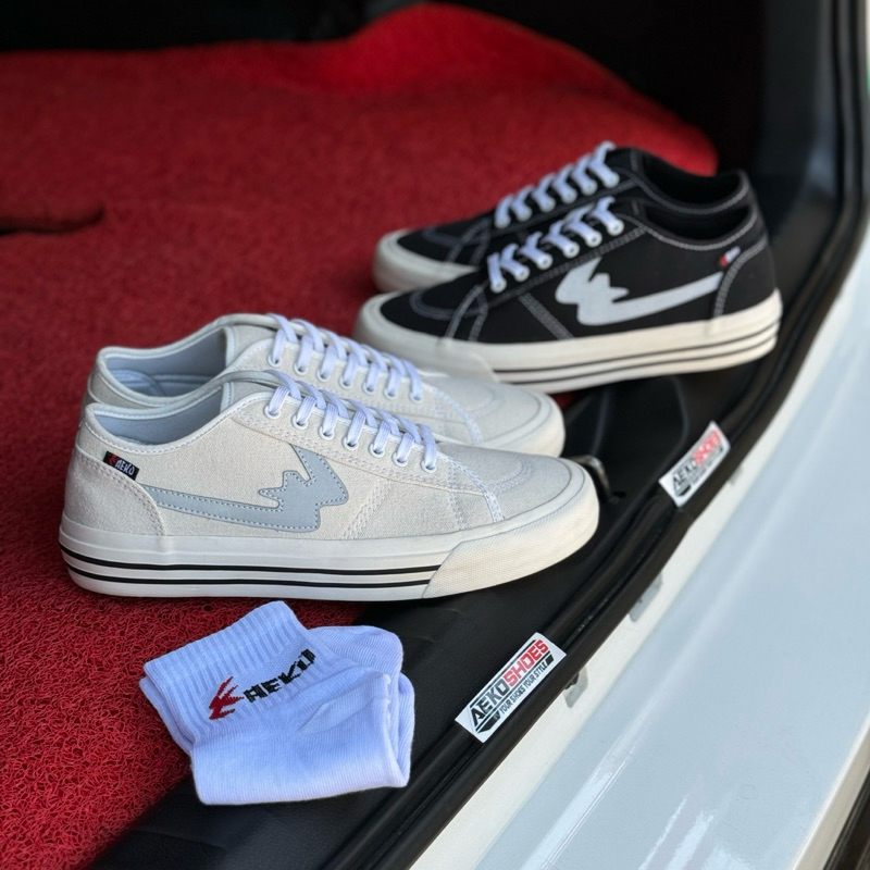 Sepatu Sneakers Aeko NewGarage Revlective Pria Wanita Lokal