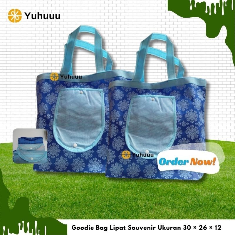 

Goodie Bag Spunbond Tas Lipat Kecil Motif Batik Ukuran 30 × 26 × 12 HBK Biru Muda