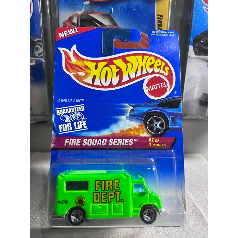 Hot wheels ambulance