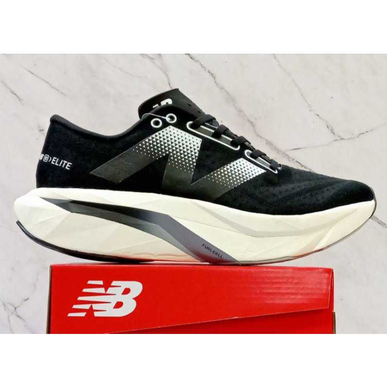 NEW BALANCE FUELCELL SC ELITE V4 BLACK WHITE