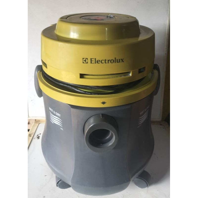 vacuum cleaner wet and dry elektroluc
