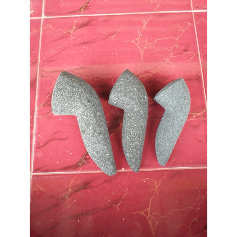 ULEKAN BATU ASLI MERAPI