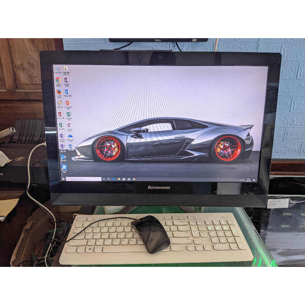 PC AIO LENOVO C40-30 BEKAS