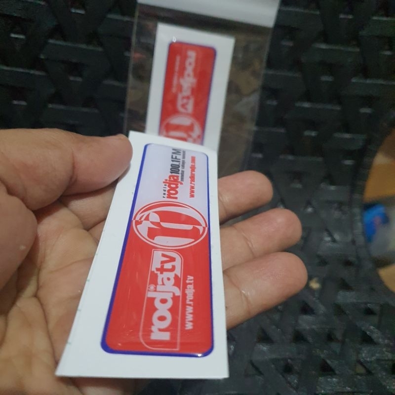 sticker rodja tv timbul ukuran 10 x 3cm