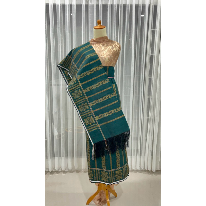 Setelan Songket Karo bahan sutra
