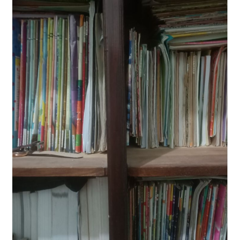 

Buku Bekas Random