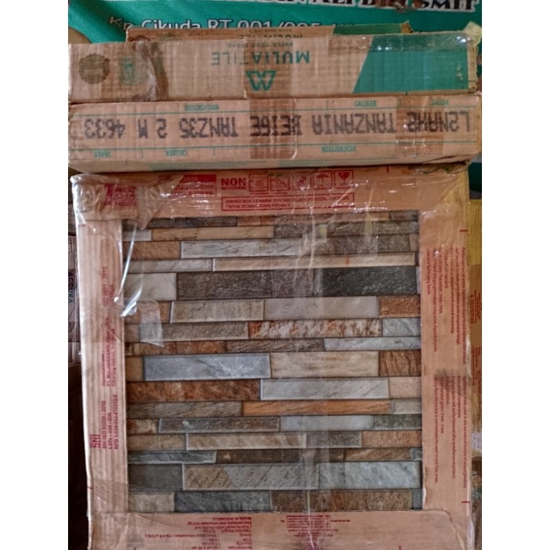 Keramik 40x40  Mulia Tile