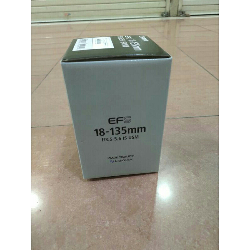 Lensa canon 18+135mm is nano usm Resmi new