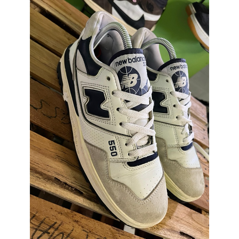 Sepatu Second NB 550