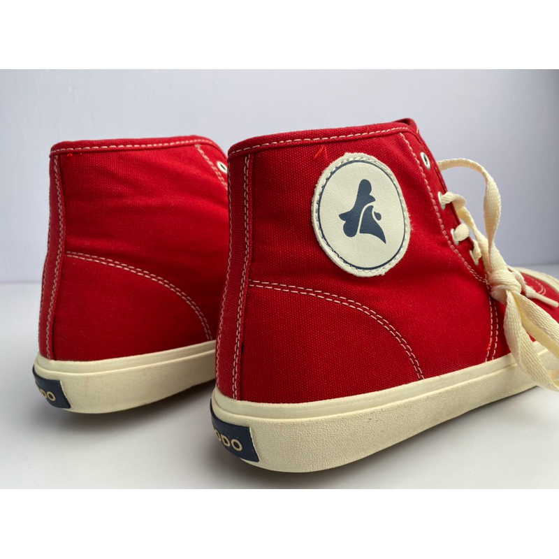 Sepatu sneakers vintage classic brodo original muluss